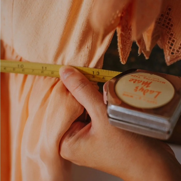 Vintage silk lace dress - Picture 10 of 15